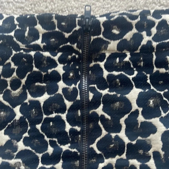 Topshop leopard print lined skirt size 6 - Picture 3 of 5